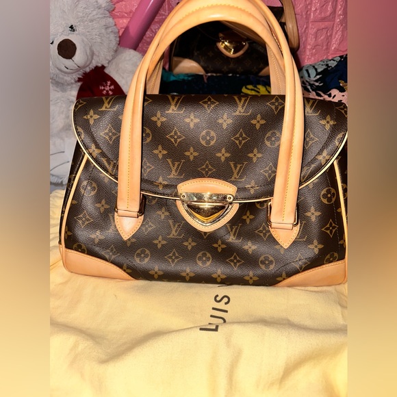 Authentic Louis Vuitton Monogram Beverly GM Bag - Picture 16 of 17
